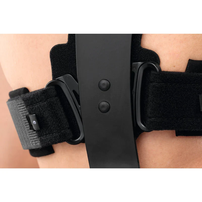 medi protect. 4 evo® - Joelheira rígida de 4 pontos com barras policêntricas - Image 4